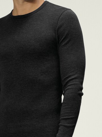 Ammann Longsleeve ' 170 Jeans ' in Grau
