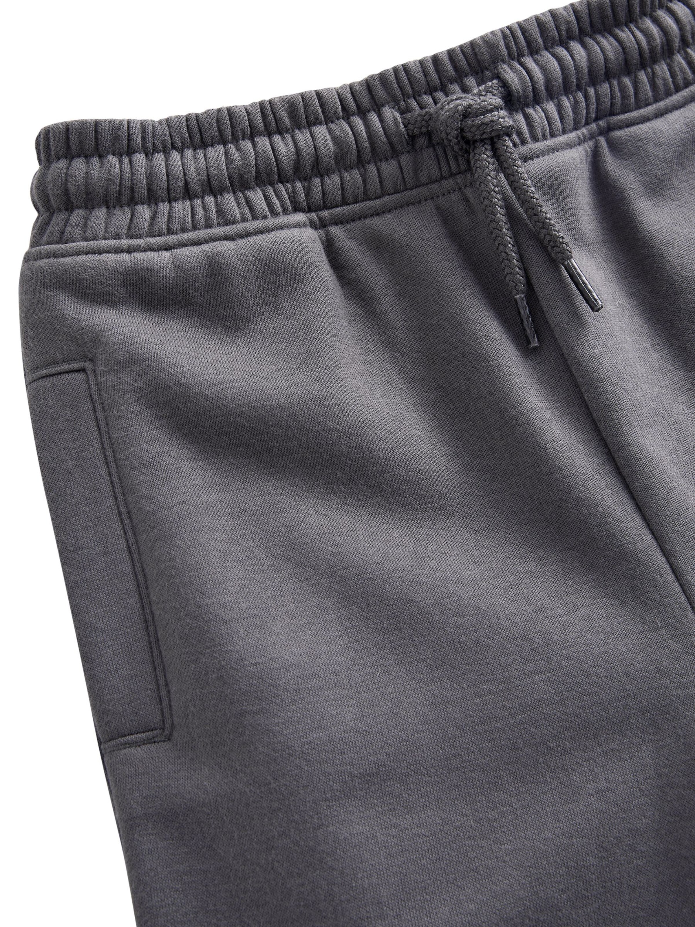 Next Tapered Hose in Grau