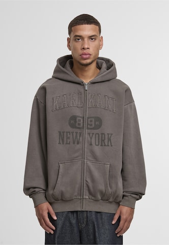 Karl Kani Sweatvest 'Heritage 89' in Bruin: voorkant