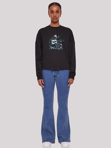 F4NT4STIC Sweatshirt 'Skelett spielt Gitarre, Musik, Liebe' in Schwarz