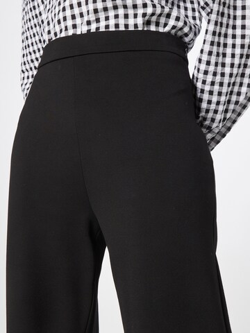 Loosefit Pantaloni de la IMPERIAL pe negru