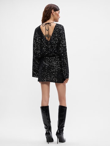 Robe Gina Tricot en noir