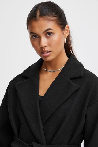 Veste mi-saison 'Jannet' ICHI en noir
