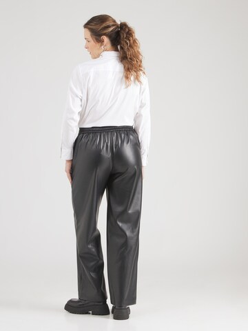 ONLY Carmakoma Loose fit Pleat-Front Pants 'CARBina' in Black