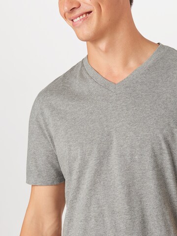 GAP - Ajuste regular Camiseta 'CLASSIC' en gris