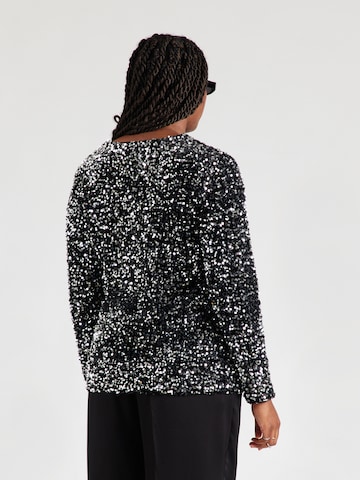 Vero Moda Curve - Camiseta 'VMCBELLA' en negro