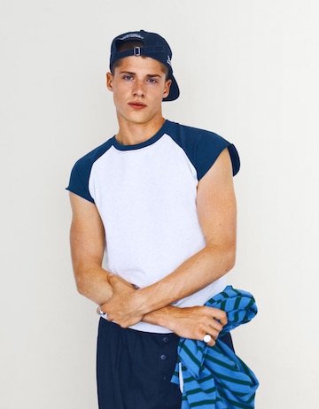 Bershka Majica | siva barva: sprednja stran