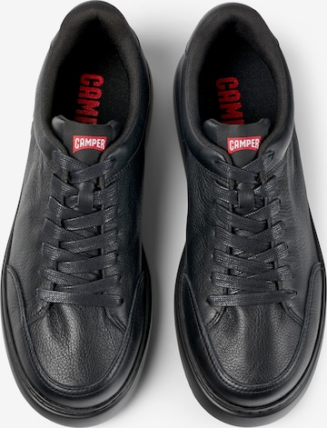 Sneaker bassa 'Runner K21' di CAMPER in nero