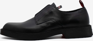 HUGO Red Classic Flats 'Iker_Derb_Plt 10258938 01' in Black: front