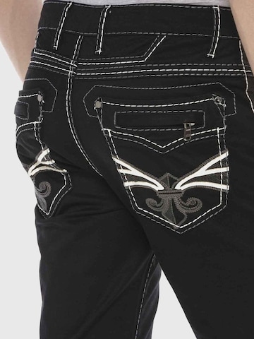 Coupe slim Jean CIPO & BAXX en noir