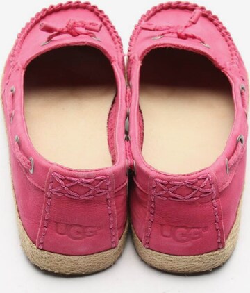 UGG Flats & Loafers in 38 in Pink