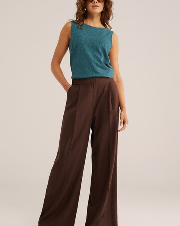 WE Fashion Широкий Брюки со складками в Коричневый