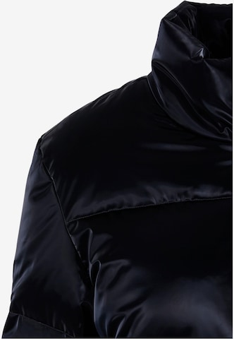 Urban Classics Between-Season Jacket in Black