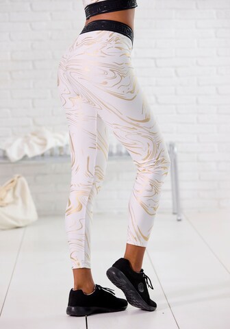 LASCANA ACTIVE - Skinny Pantalón deportivo en blanco