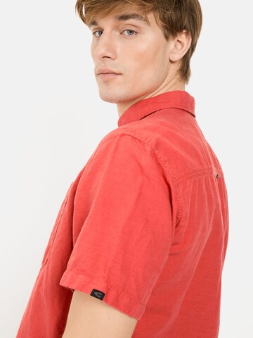 CAMEL ACTIVE Regular Fit Kurzarmhemd aus einem Baumwoll-Leinenmix in Rot