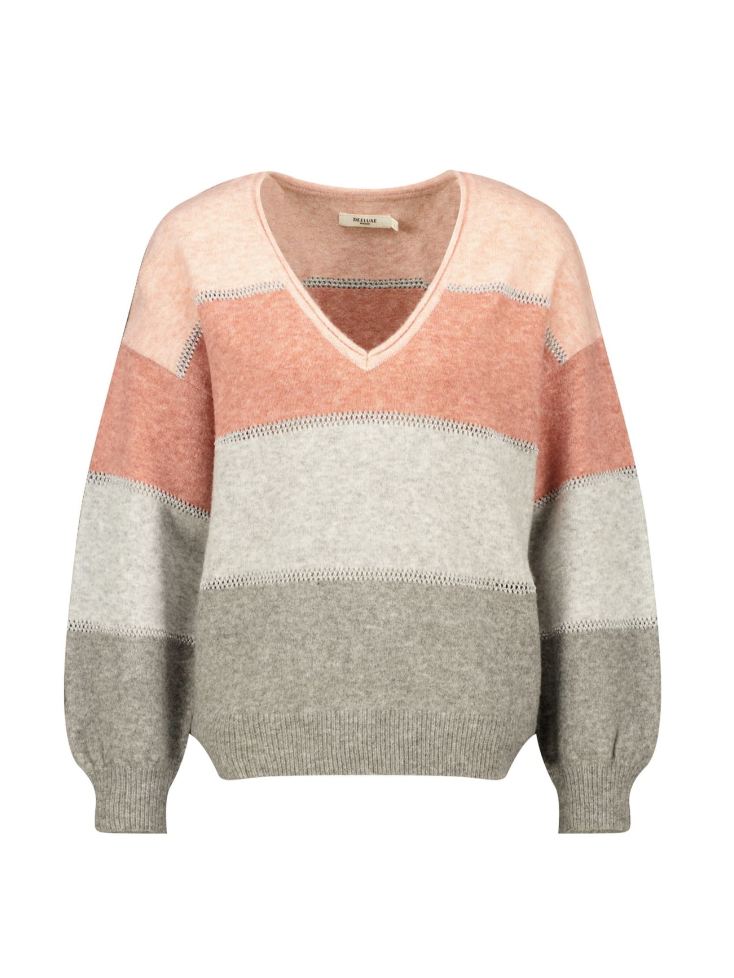 Deeluxe Sweater in Pink: front
