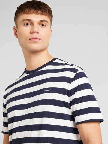 T-Shirt GANT en bleu