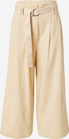 comma casual identity Wide leg Pleat-Front Pants in Beige: front