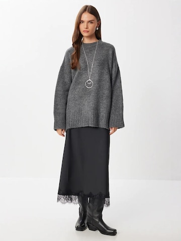 Happiness İstanbul Skirt in Black