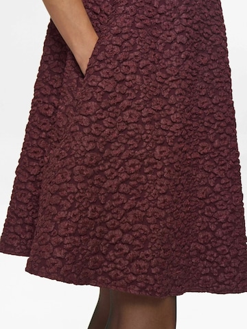 NÜMPH Mekko 'NUCARNI' värissä punainen