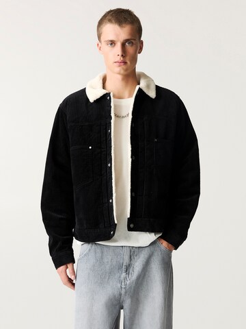 Pull&Bear Övergångsjacka i svart: framsida