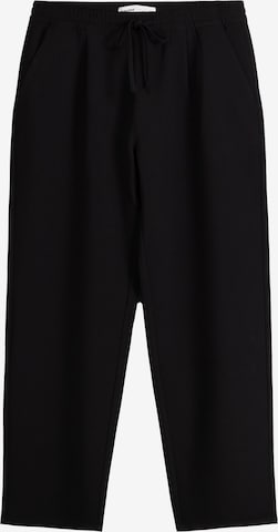 Bershka Loose fit Pleat-front trousers in Black: front