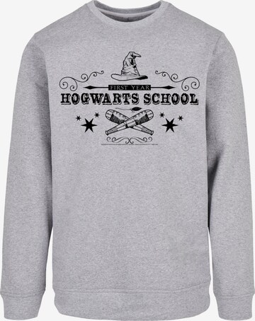 Felpa 'Harry Potter Hogwarts First Year' di F4NT4STIC in grigio: frontale