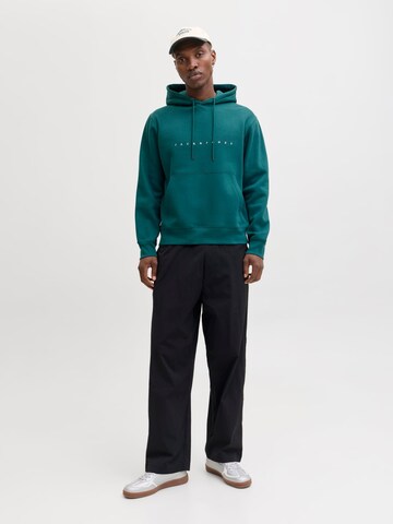 JACK & JONES Sweatshirt 'star' in Green: front