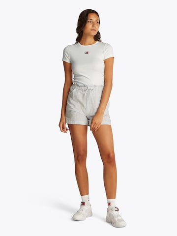 Tommy Jeans Μπλουζάκι σε λευκό