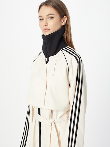 ADIDAS ORIGINALS Ανοιξιάτικο και φθινοπωρινό παλτό 'Always Original Trench' σε λευκό