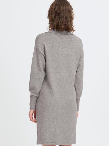 Abito in maglia ' NERA' di Oxmo in grigio