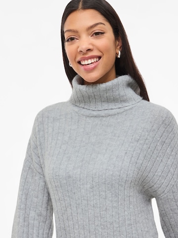 Robes en maille 'VILassia' VILA en gris