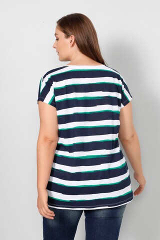 T-shirt oversize Janet & Joyce en bleu