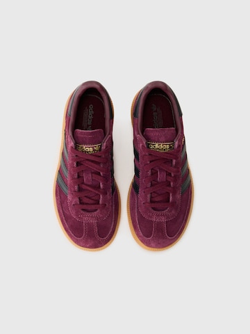 ADIDAS ORIGINALS Sneakers 'HANDBALL SPEZIAL' in Red