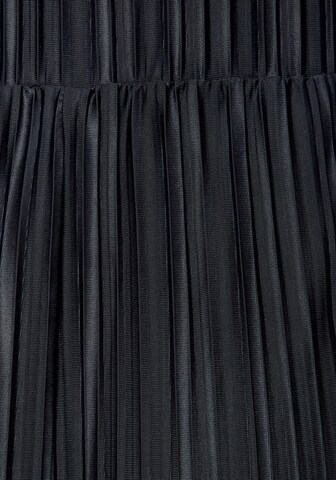 LASCANA Wide leg Pants in Black