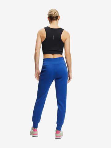 ESPRIT Zúžený Sportovní kalhoty – modrá