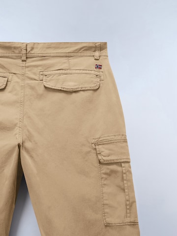 regular Pantaloni 'M-YASUNI SUM' di NAPAPIJRI in beige