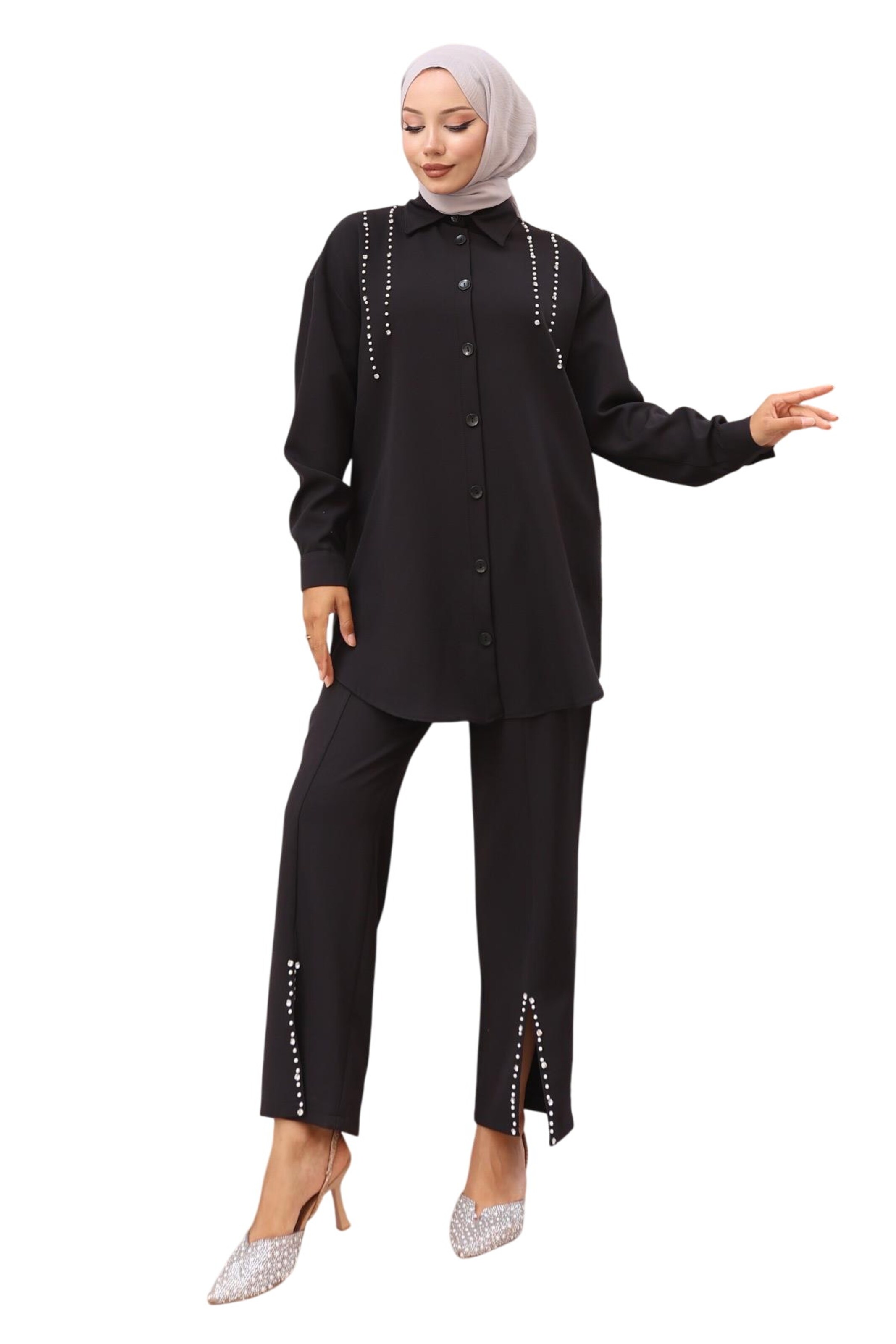 MODAMIHRAM Tunic in Black