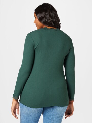 Fransa Curve Shirt in Groen