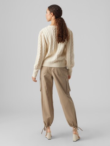 VERO MODA Cardigan 'EWELKE' i beige