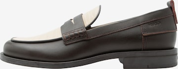 ruda HUGO Loaferai 'Varian': priekis