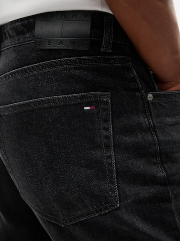 Coupe slim Jean 'Ryan' Tommy Jeans en noir