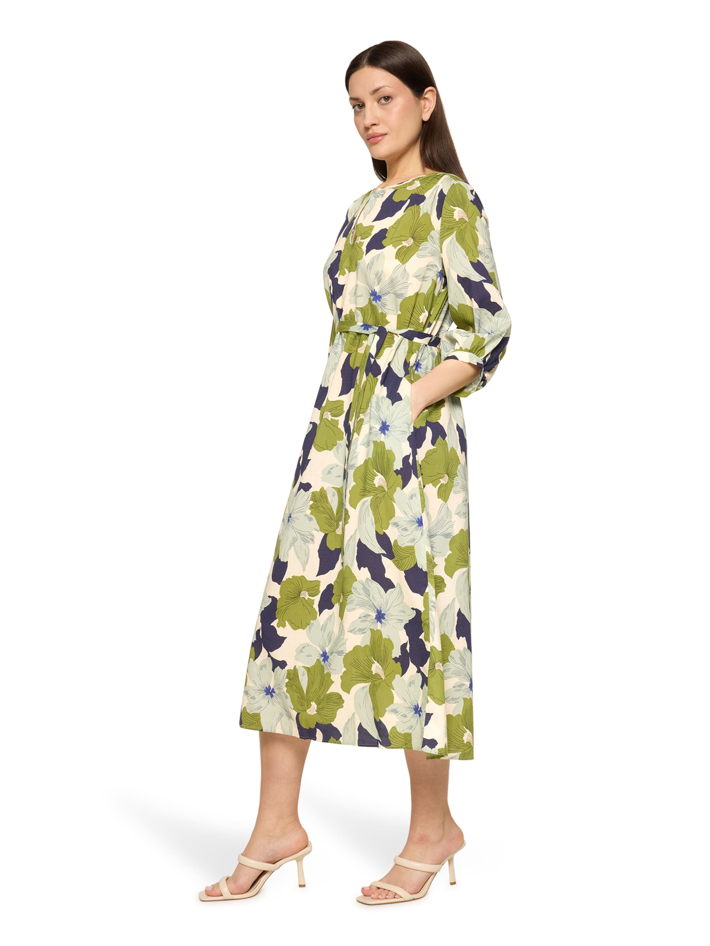 Cartoon Avondjurk in Wit