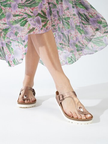 Bayton T-bar sandals 'Carins' in Gold