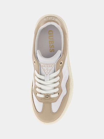 GUESS Sneaker in Beige