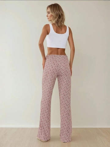 Hiccup - Regular Calças em rosa