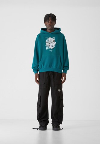 Lost Youth Sweatshirt 'Against All V.2' in Blauw