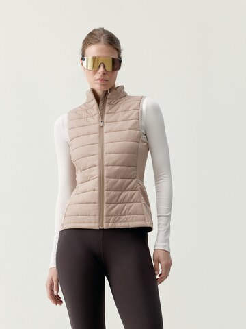 Skinny Gilet de sport ' Vortex ' Born en beige : devant