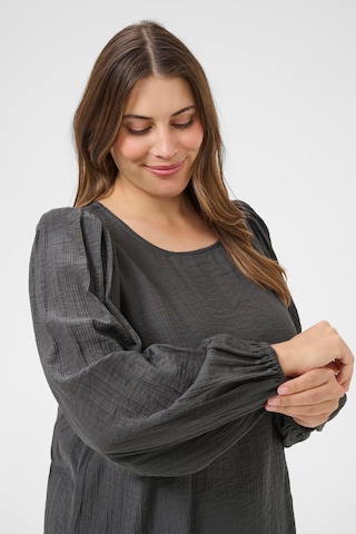 Chemisier 'Viva' KAFFE CURVE en gris