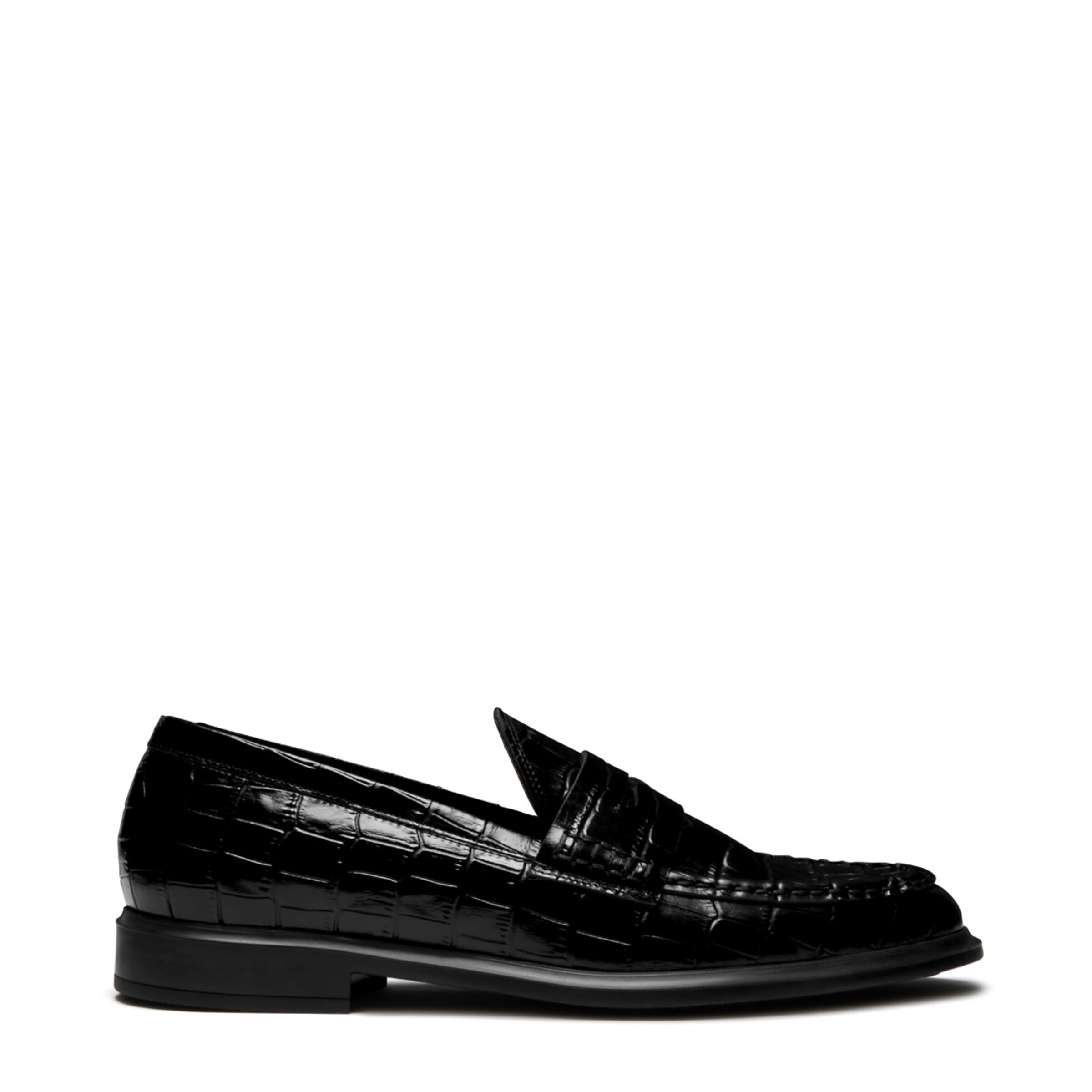 Isabel Bernard Slip-ons in Black